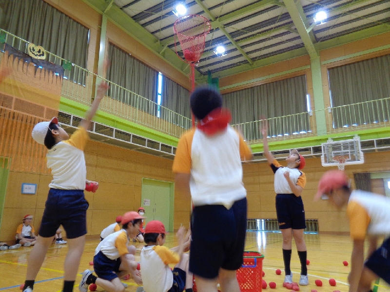 玉入れのリハーサル中